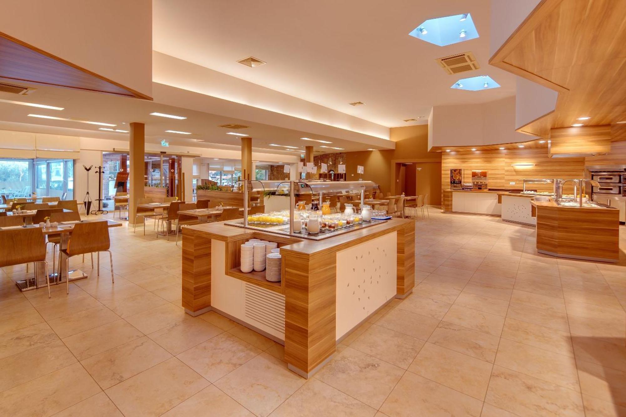 Apartments Amfora Plava Laguna Umag Extérieur photo